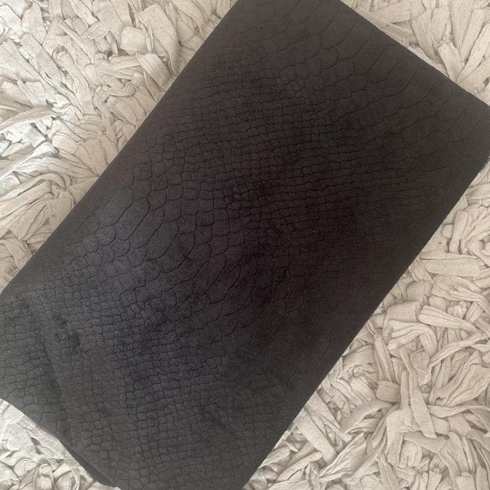 Cute Black Clutch - Picture 2 of 4